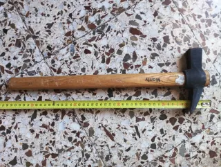 Martillo de encofrador Monty