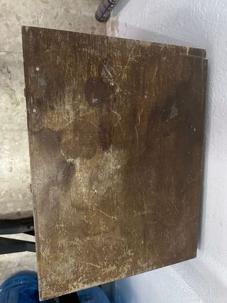 Máquina de coser Singer con mueble