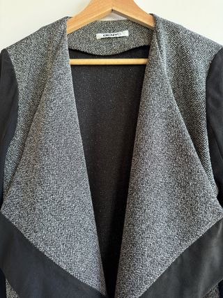 Chaqueta DKNY Gris y Negra con detalle en polipiel