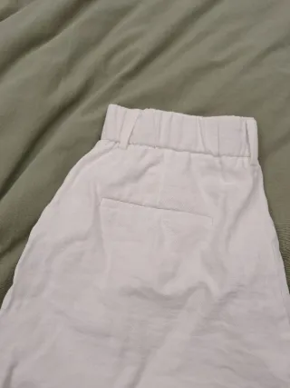 Shorts de tela blanca veraniegos