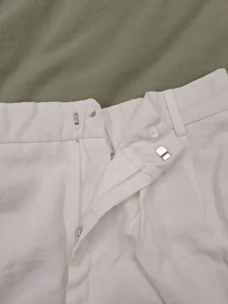 Shorts de tela blanca veraniegos