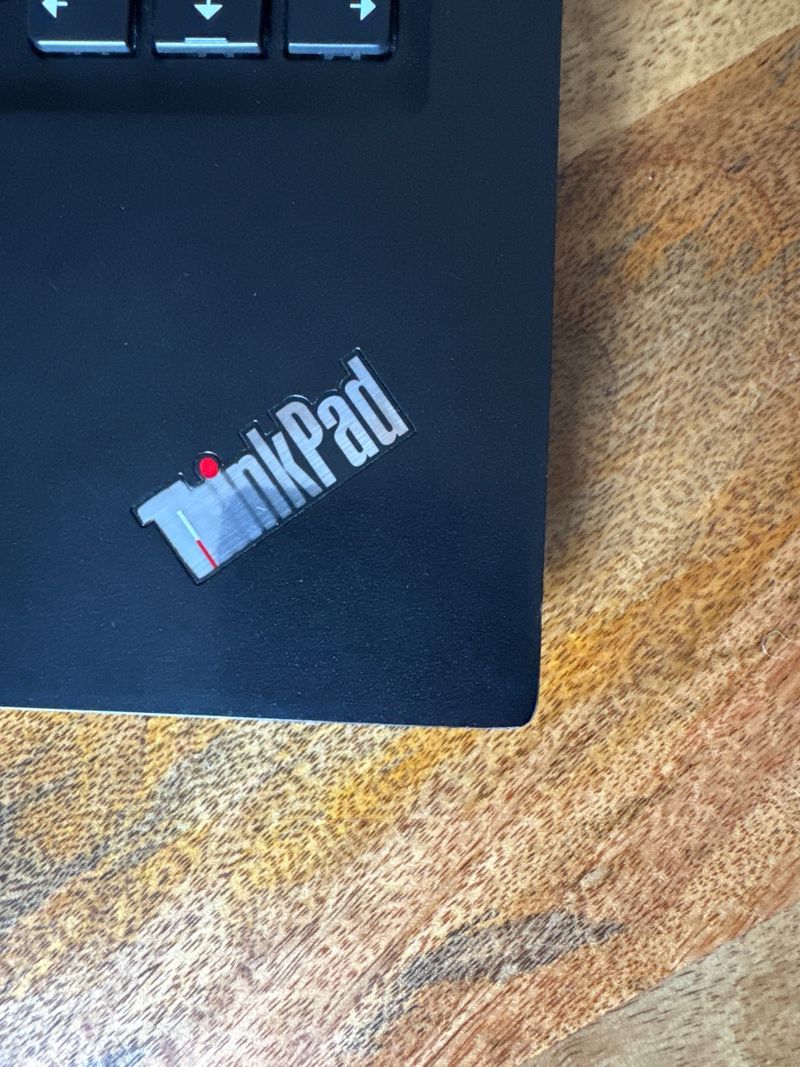 Lenovo ThinkPad T495s Ryzen 16/512 W11 Office afbeelding 7