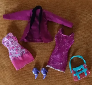 Lote Ropa Barbie