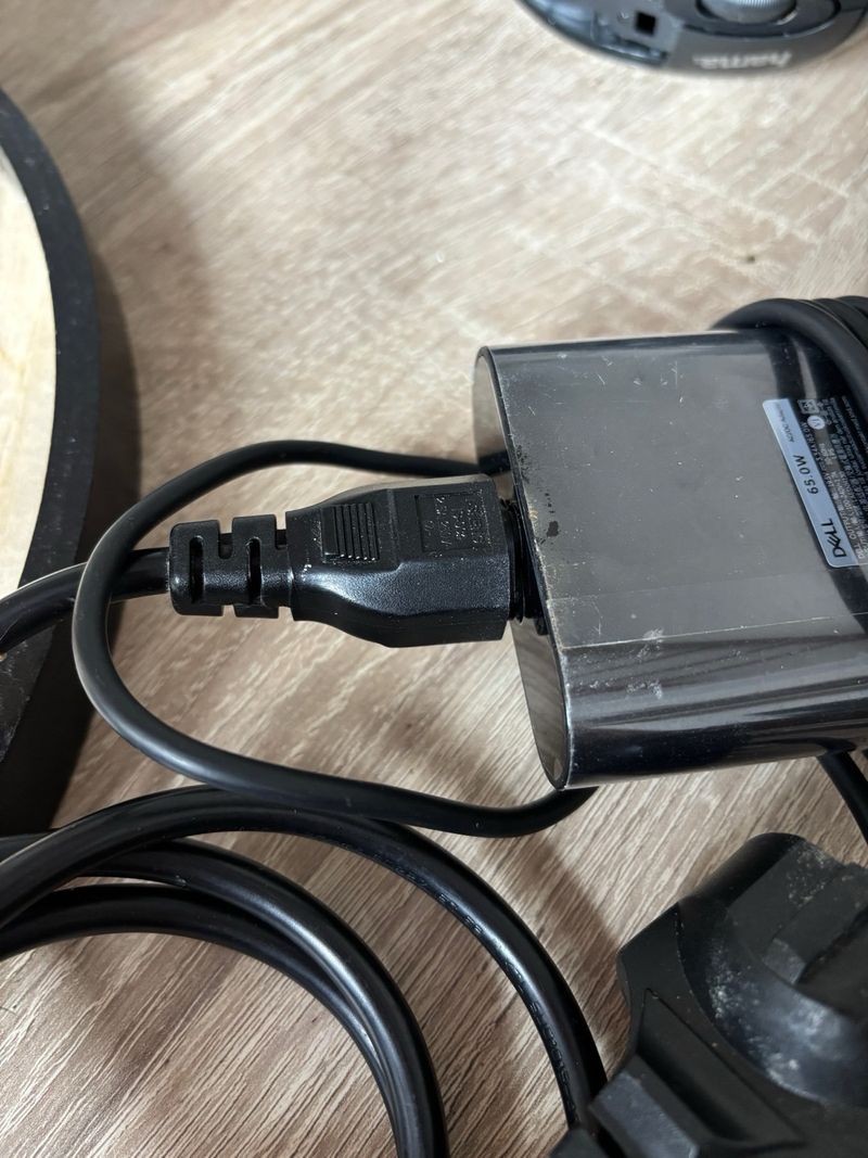 Cargador Dell para portátil afbeelding 3