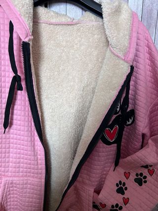 Chaqueta rosa forrada con estampado de huella