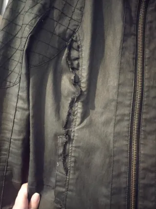 Chaqueta Guess Negra Talla M