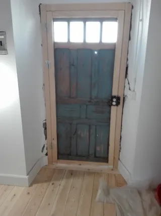 CARPINTERO PARA PARTICULARES .