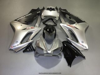 Oferta especial Carenado TRIUMPH DAYTONA 675 2009