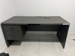 Oferta del Finde, escritorio funcional - 55€