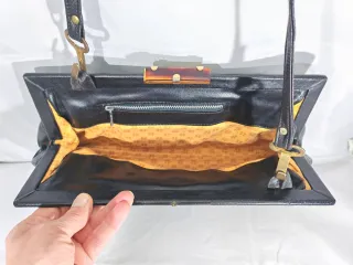 Pochette vintage nera anni '70