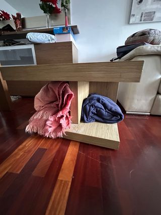 Dos mesas de centro de madera