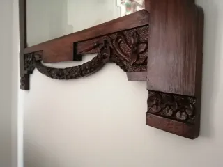 Espejo antiguo de madera y cristal