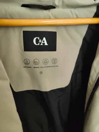 Plumífero C&A gris Talla M