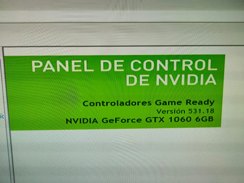 PC Sobremesa Negro con Luces Verdes afbeelding 4