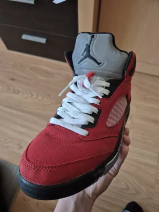 Jordan 5 Rojas