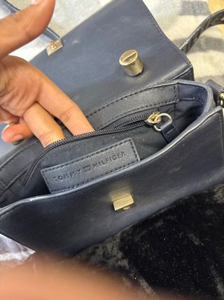 Bolso Tommy Hilfiger Negro