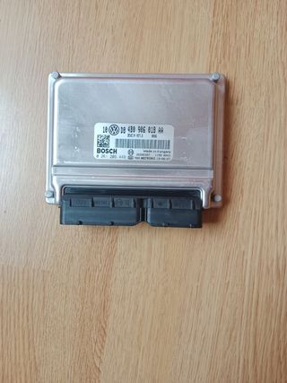 Centralita VW Passat 1.8T Bosch 0 261 206 449