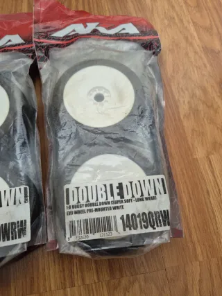 Ruedas AKA 1:8 Buggy Double Down