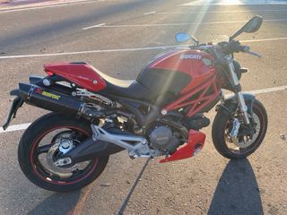 Ducati Monster 696 ABS Carbono