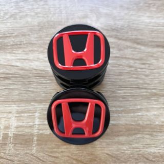 TAPABUJES HONDA 58mm NEGRO BRILLO Y EMBLEMA ROJO