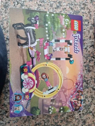 Lego Friends 41686 Caballo y Pista