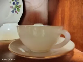 Set di tazze da caffè colorate