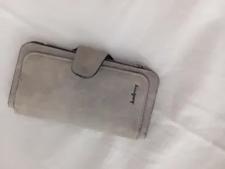 Lote de Bolsos de mano plateado con detalles dora