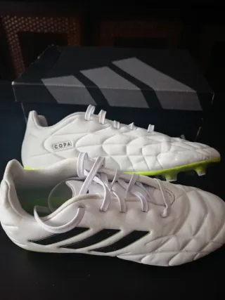 Botas de fútbol Adidas Blancas Copa Puré. 3 FG,