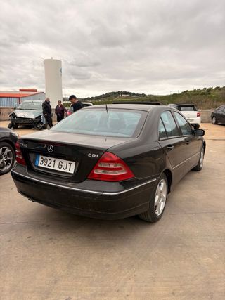 Mercedes-Benz c220 2003