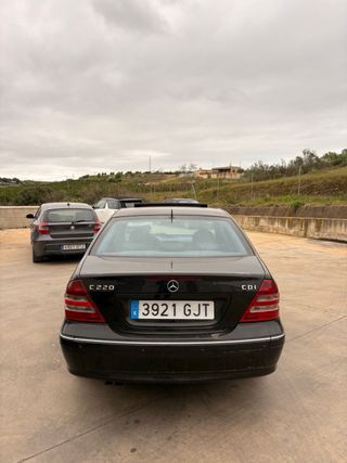 Mercedes-Benz c220 2003