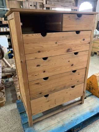 Cómoda de madera con 6 cajones