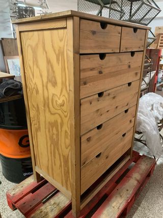 Cómoda de madera con 6 cajones