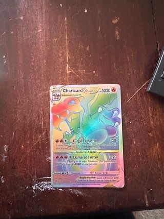 Carta Pokémon Charizard V ASTRO 5220