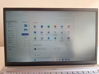 Ordenador portátil ASUS Plata