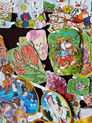 Lott 100 figurine per bambini