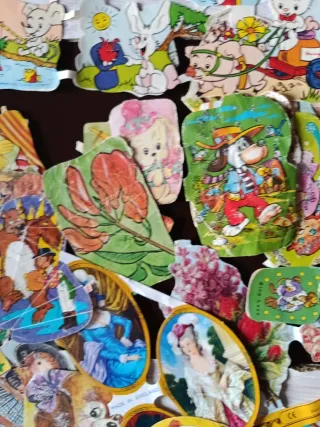 Lott 100 figurine per bambini