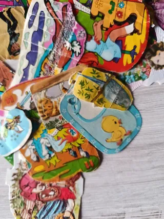 Lott 100 figurine per bambini