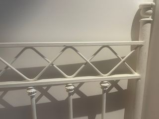 Cabezal de cama de hierro forjado blanco