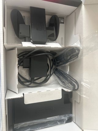 Nintendo Switch 2019 + 3 Juegos