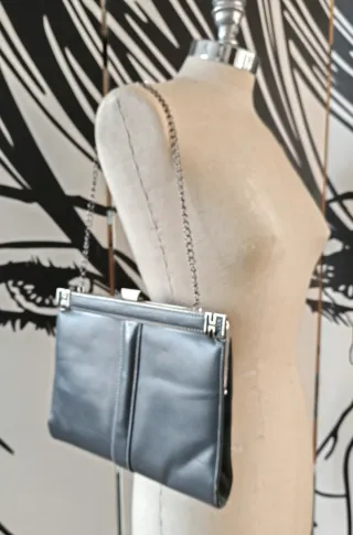 Pochette vintage anni '80 grigia