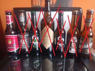 Varie birre del mondo per collezionismo