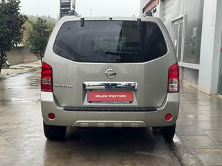 NISSAN Pathfinder 3.0dCi 231 CV LE V6 7Pl AT TBOSE