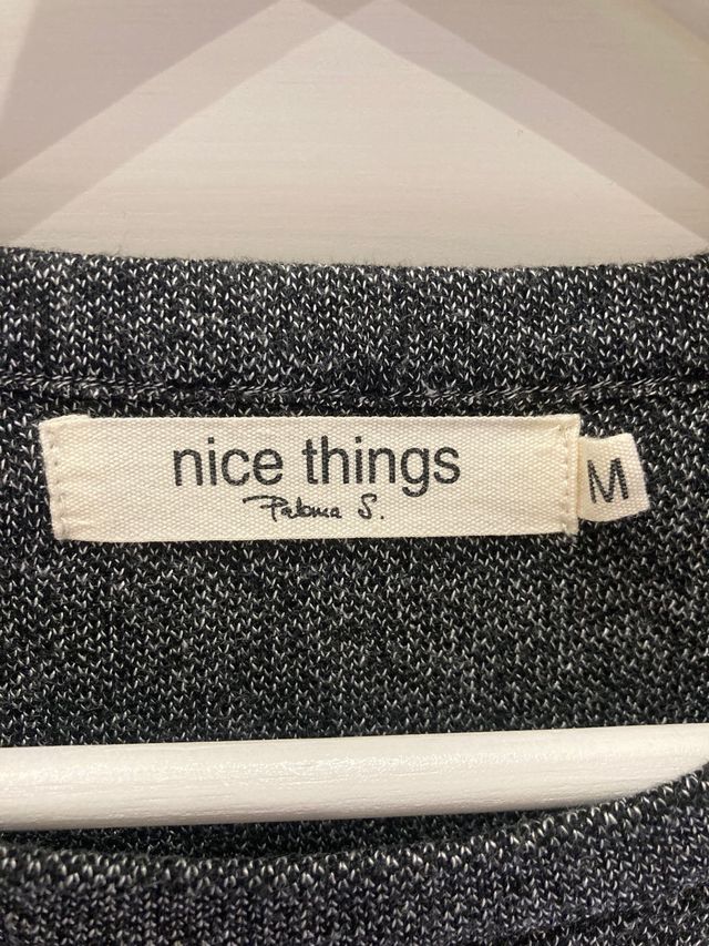 Jersey Nice Things gris con aberturas laterales