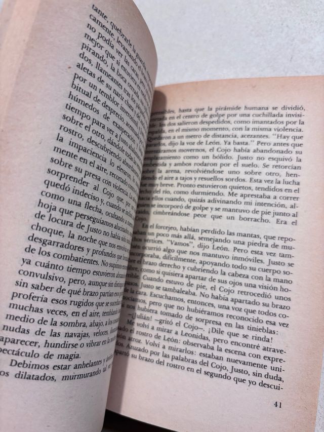 Los jefes ; Los cachorros de Mario Vargas Llosa