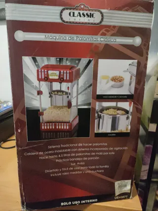 Máquina de palomitas clásica roja
