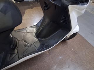 Kymco Grand Dink 125 Blanca