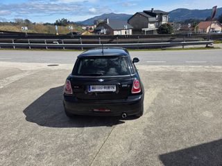 MINI COOPER ONE D  2011