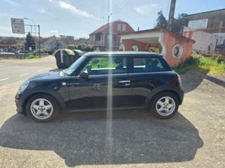 MINI COOPER ONE D  2011