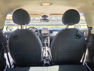 MINI COOPER ONE D  2011