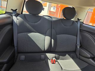 MINI COOPER ONE D  2011